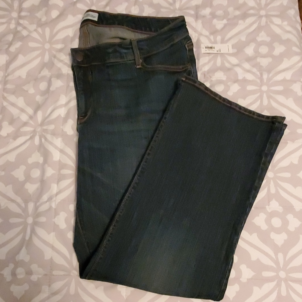 Old Navy Plus Bootcut Jeans NWT
